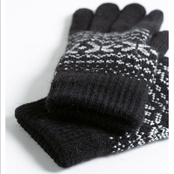 Classic Fair Isle Chenille Lined Gloves - Picture 3 of 3